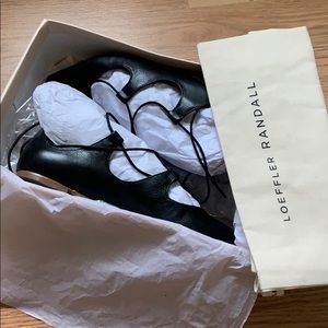 💁🏻‍♀️ Loeffler Randall Ret-$295 Ambra flats